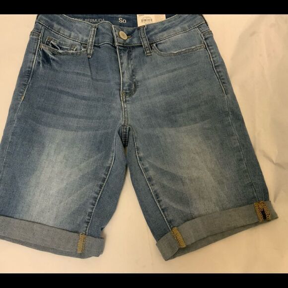 New so favorite Bermuda low rise 9” inseam shorts jeans size 3 - Picture 2 of 6